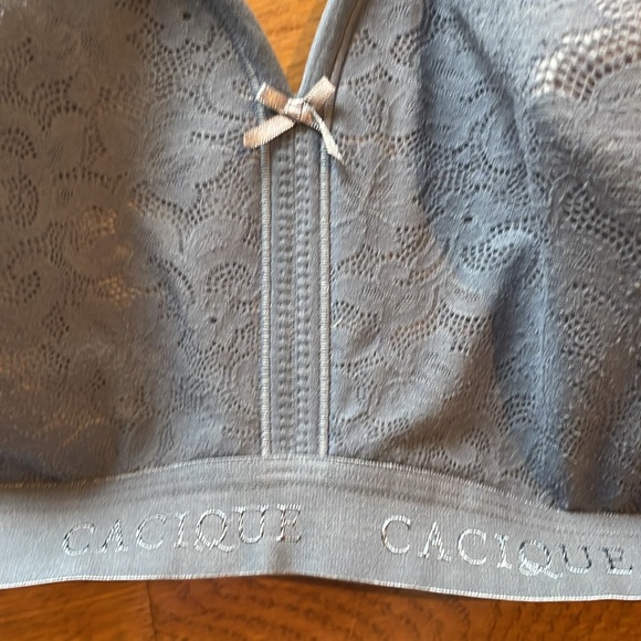 CACIQUE bundle of 2 bras - lightly lined, no wire size 44DD - Picture 8 of 12